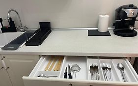 Emm Apartament - 100M Parc Si Metrou Tinererului